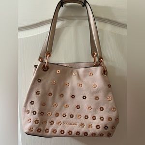 Micheal Kors Leather Purse